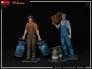 1/35 Milkmen 2 figure  & cans image 2