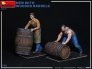 1/35 Men with Wooden Barrels 2 figures image 1