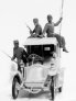 1/35 Battle of the Marne Taxi car with infantry image 6