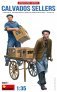 1/35 Calvados Sellers 2 figure & crates