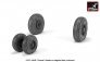1/32 Grumman F-14A/F-14B Tomcat early type wheels with weighted