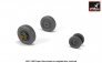 1/48 F-100D Super Sabre resin wheels with weighted tires