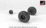 1/48 Boeing AH-64 Apache wheels with weighted tires, smooth hubs