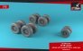1/72 Rockwell B-1B Lancer wheels with weighted tires, early