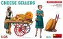 1/35 Cheese Sellers 2 figure & cart